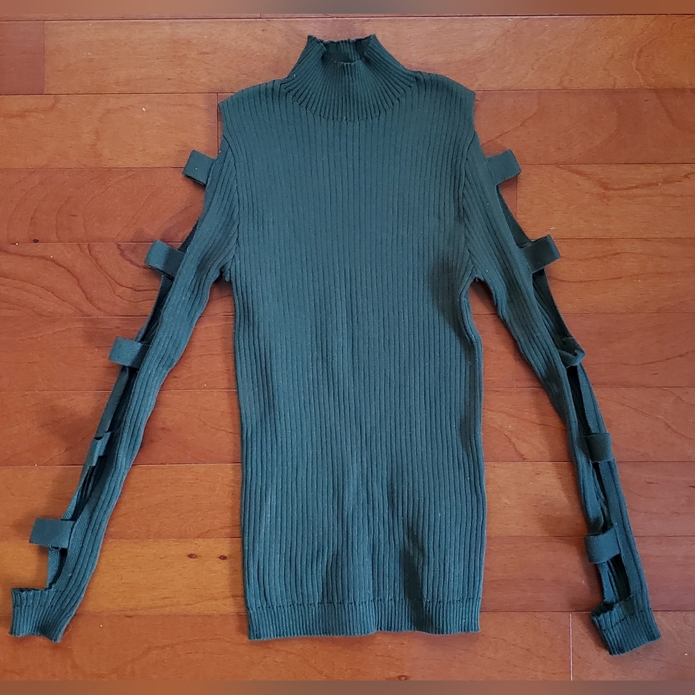 Green Cut-Out Sleeve Sweater Size S